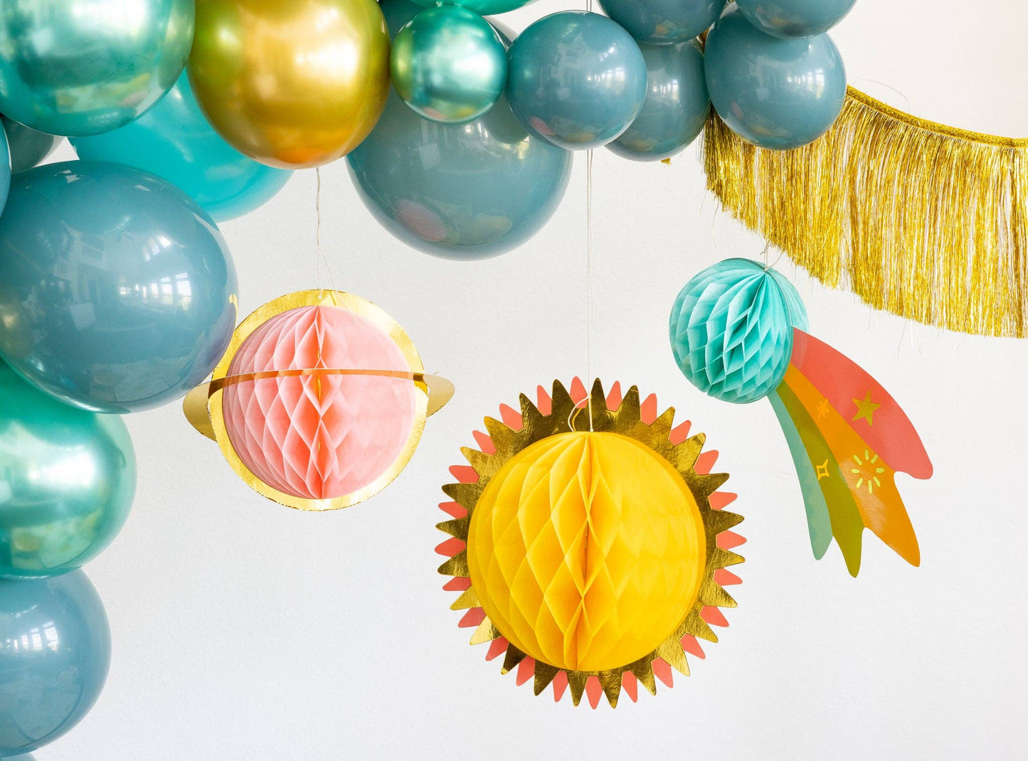 Hanging Honeycomb Planets