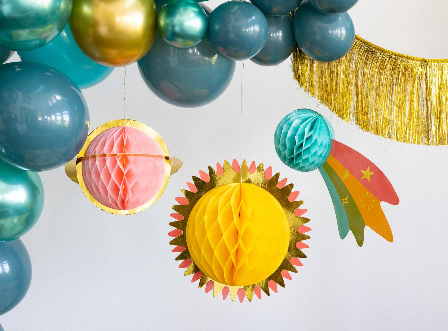 Hanging Honeycomb Planets